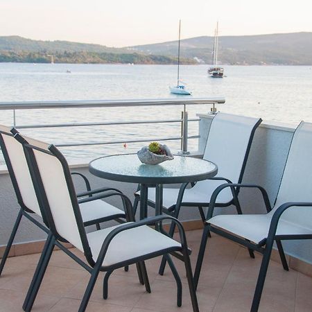 Beach Apartments Tivat Eksteriør billede